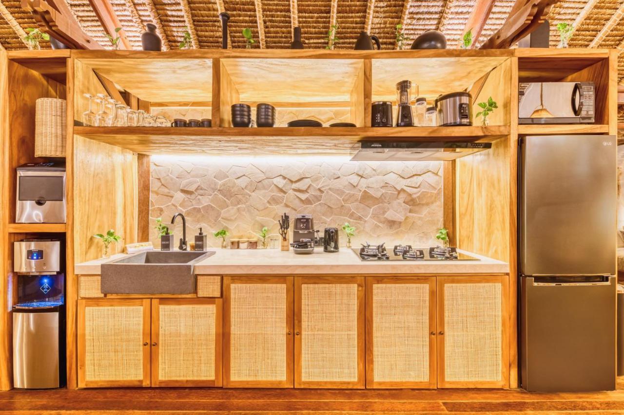 Villa Atlanta - New Luxury 7bdr Prime Location Seminyak (Bali)